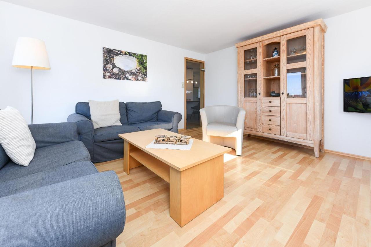 Haus Hafenblick Apartment Bensersiel Exterior photo